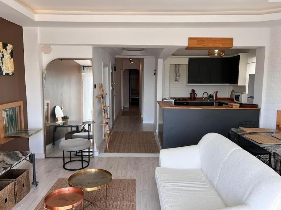 Cozy Flat With Seaview And Apartment