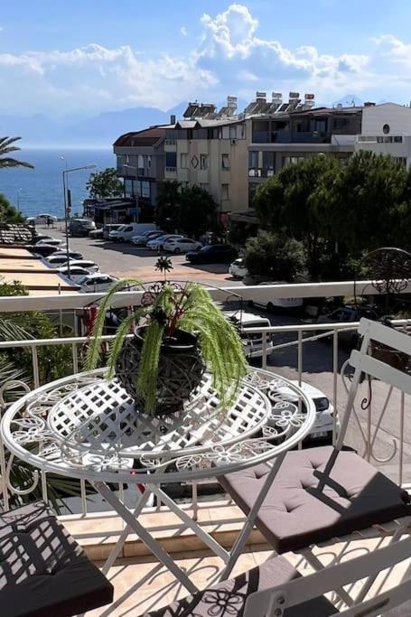 Daire Cozy Flat With Seaview And Antalya